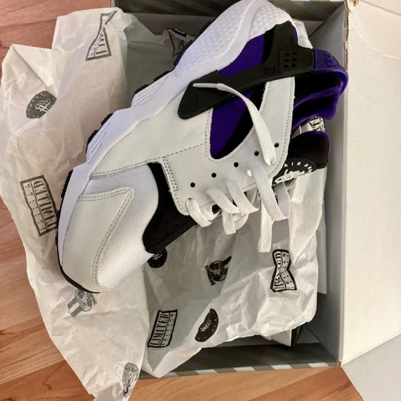 Nike Air Huarache - Picture 5 of 6